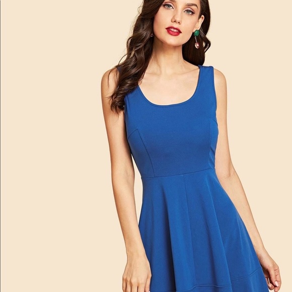 Blue Mid Length V-Back Dress 👗 - Picture 4 of 4